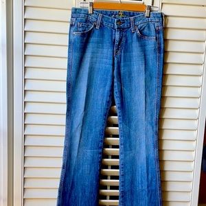 (18) 7 all man kind - A Pocket